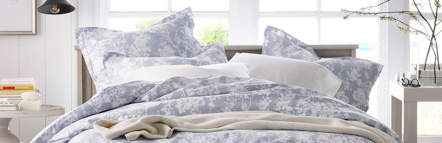 Light blue deals quilt bedding