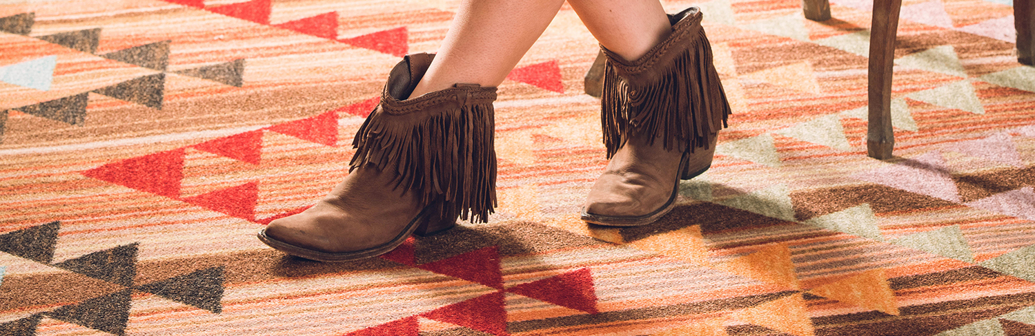 Small Tufted Cowboy/girl Boot Rug Handcrafted Western-inspired Accent for  Rustic Charm 